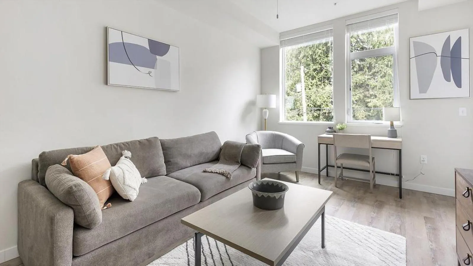 Landing - Modern Apartment With Amazing Amenities location