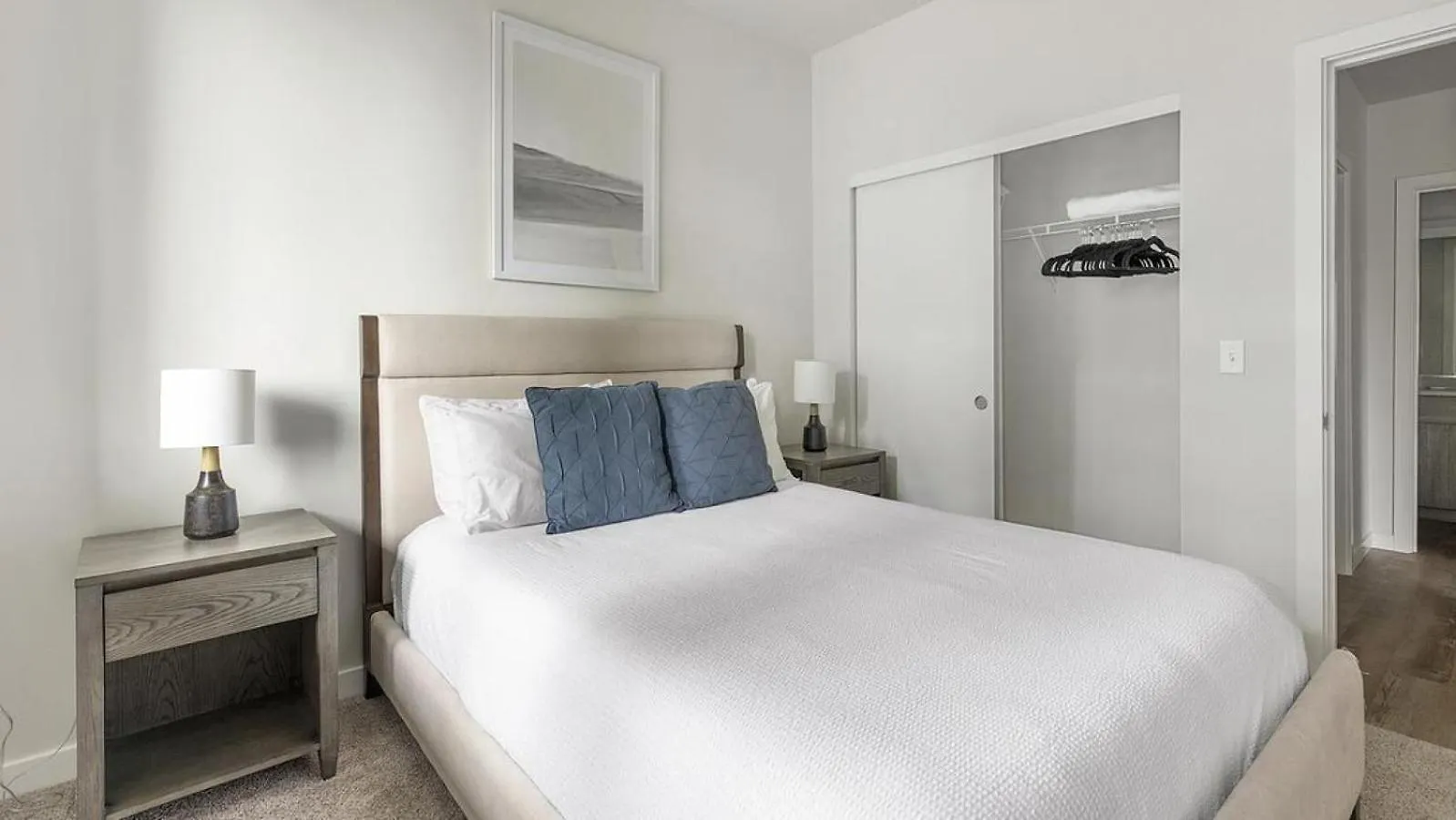 Landing - Modern Apartment With Amazing Amenities Portland