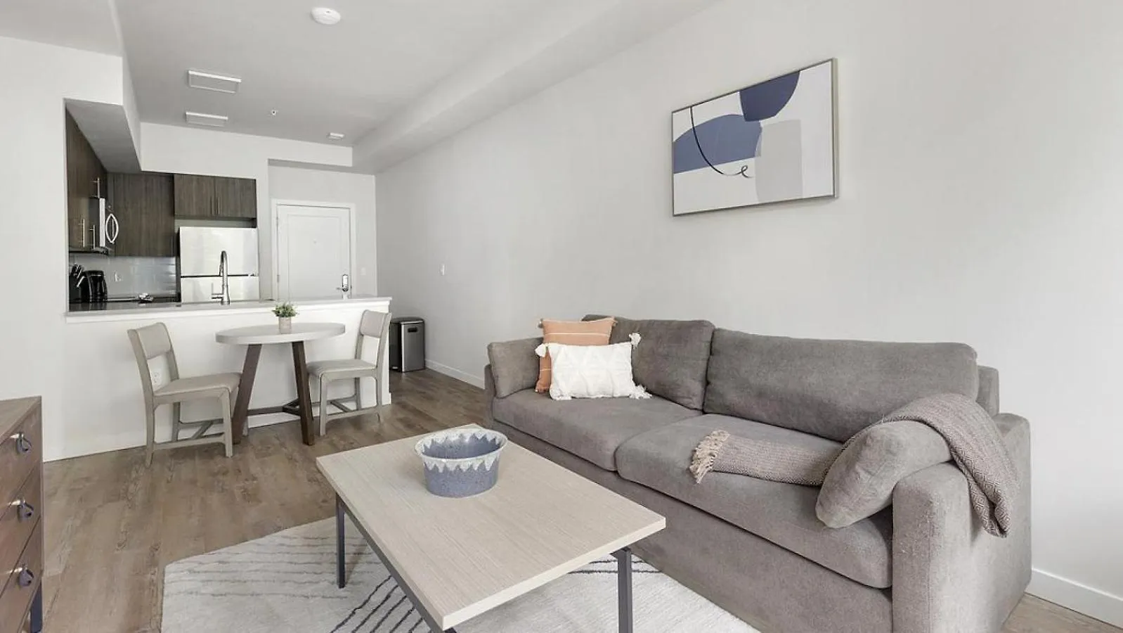 Landing - Modern Apartment With Amazing Amenities Portland